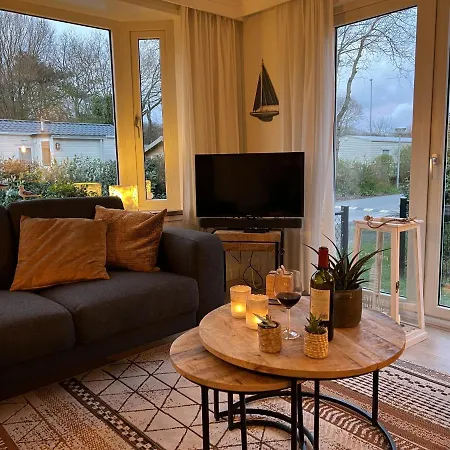 Kijkduin - 884 Chalet *