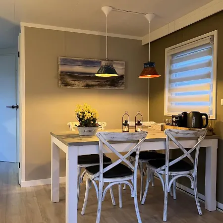 Kijkduin - 884 *